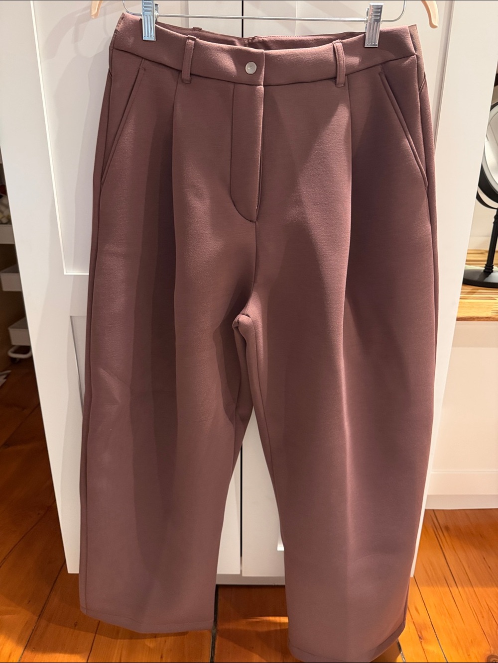 Nike Loose Fit Mid Rise Mauve Wide-Leg Trousers